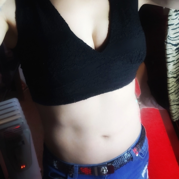 Meet your Posher! She's a trap! - Picture 9 of 16